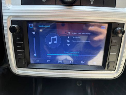 Used 2010 Dodge Journey SXT w/ Flexible Seating Group image 18