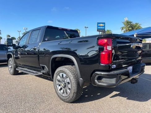 New 2026 Chevrolet Silverado 2500 Custom w/ Custom Value Package AWD/4WD image 6
