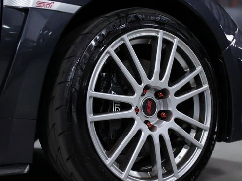 Used 2011 Subaru Impreza WRX STI image 11