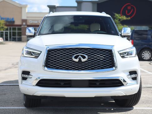 Used 2024 INFINITI QX80 Sensory w/ Cargo Package AWD/4WD image 2
