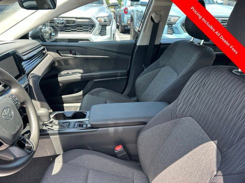 Used 2026 Toyota Camry LE w/ Convenience Package FWD image 2