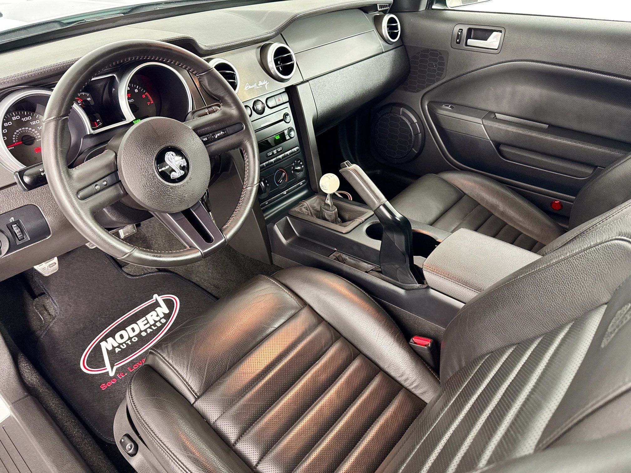 Used 2007 Ford Mustang Shelby GT500 RWD image 7