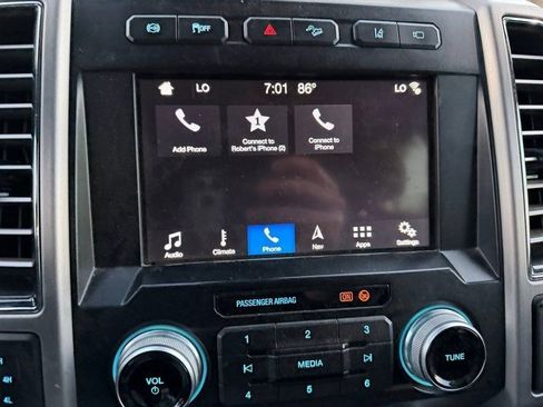 Used 2019 Ford F250 Platinum w/ Platinum Ultimate Package AWD/4WD image 19