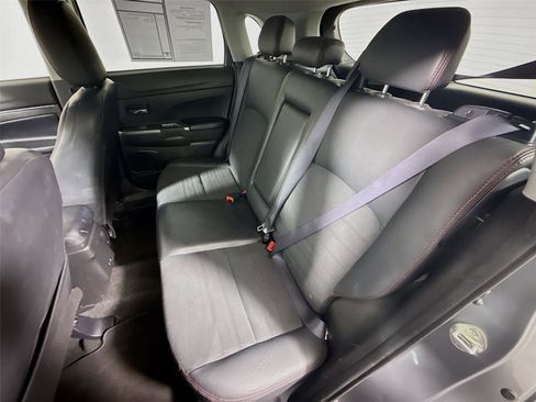 Used 2024 Mitsubishi Outlander Sport SE image 17