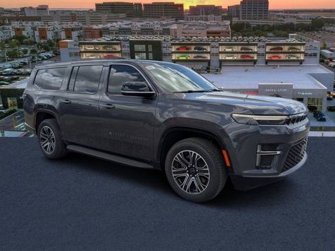 New 2026 Jeep Grand Wagoneer L 4WD w/ Premium Group I image 1