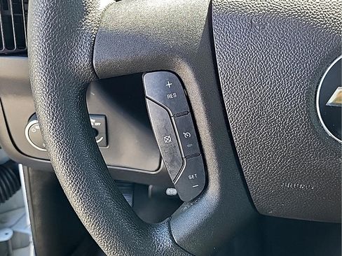Used 2024 Chevrolet Express 2500 w/ Driver Convenience Package RWD image 16