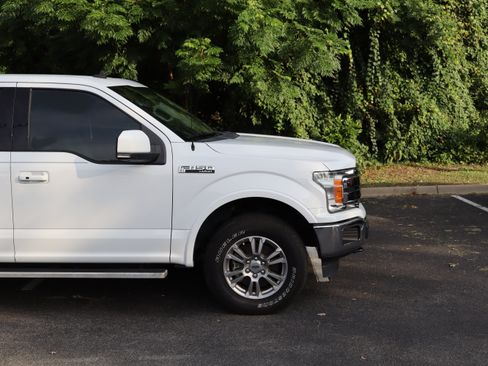 Used 2019 Ford F150 Lariat AWD/4WD image 13