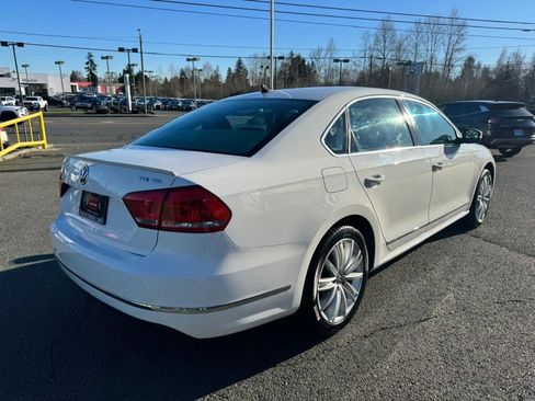 Used 2013 Volkswagen Passat TDI SEL Premium image 5