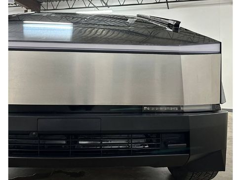 Used 2025 Tesla Cybertruck Cyberbeast AWD/4WD image 5