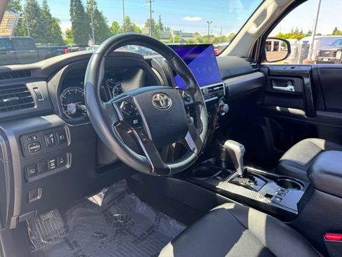 Used 2024 Toyota 4Runner TRD Off-Road Premium w/ Off Road Premium Plus Package AWD/4WD image 18