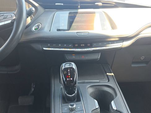 Used 2022 Cadillac XT4 Premium Luxury w/ Safety Alert Package AWD/4WD image 14