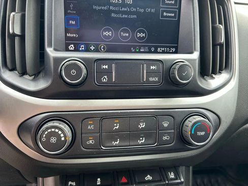 Used 2022 Chevrolet Colorado LT w/ Fleet Safety Package image 20