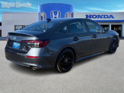 Used 2025 Honda Civic Sport image 7