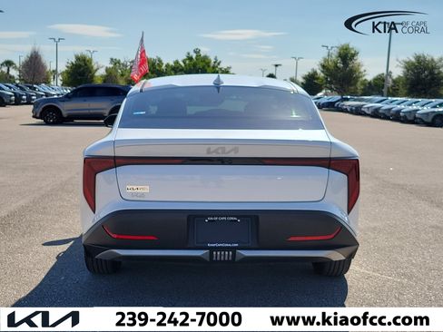 Certified 2025 Kia K4 FWD image 5