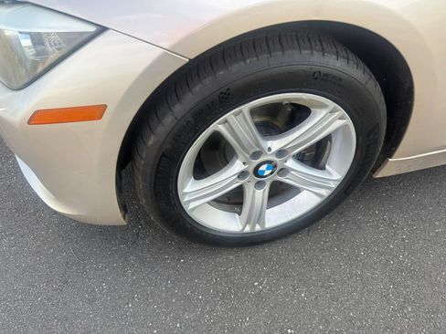 Used 2014 BMW 328i Sedan RWD image 9