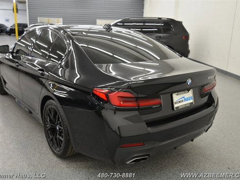Used 2022 BMW 530i w/ M Sport Package image 11