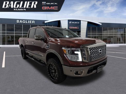 Used 2017 Nissan Titan Platinum Reserve image 1