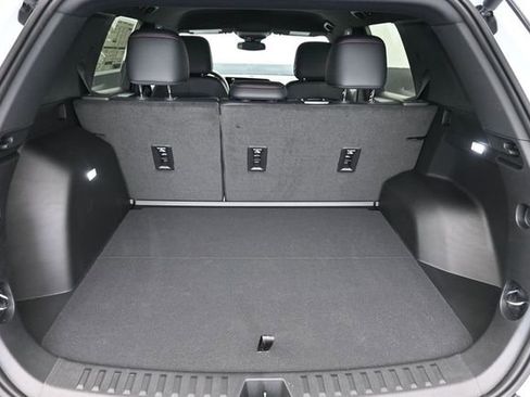New 2026 Chevrolet Equinox RS FWD image 32