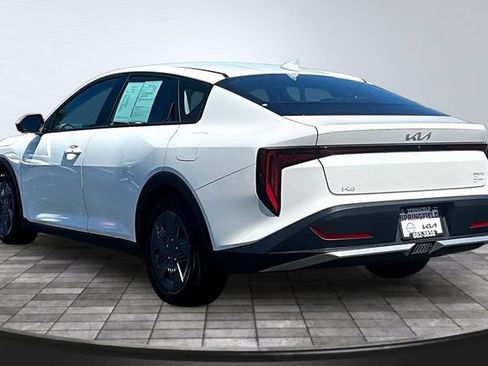 Used 2026 Kia K4 FWD image 4