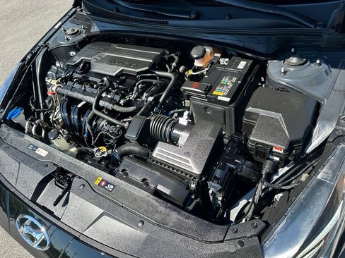 Used 2023 Hyundai Elantra SEL w/ Convenience Package FWD image 24