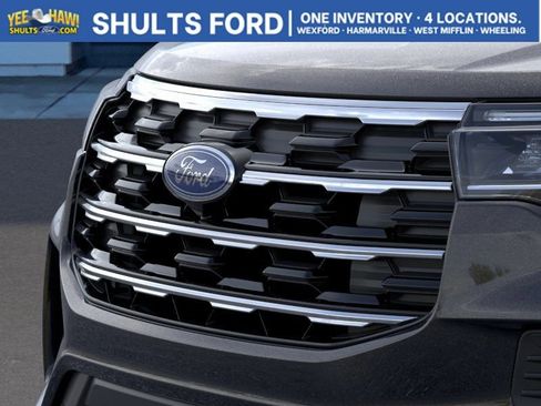 New 2026 Ford Explorer Active image 18
