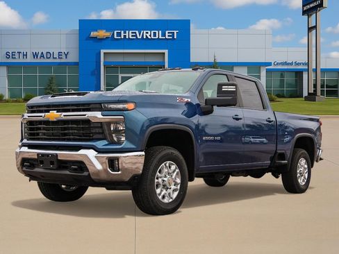 New 2025 Chevrolet Silverado 2500 LT image 3