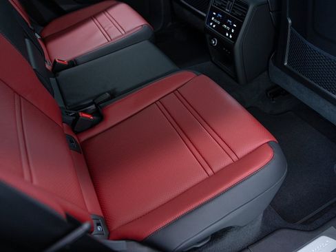 New 2024 Porsche Cayenne Coupe image 37