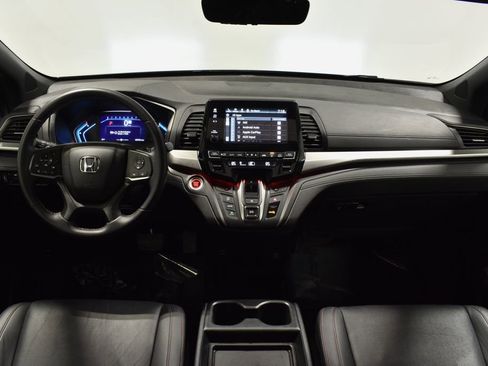 Used 2023 Honda Odyssey Sport image 13