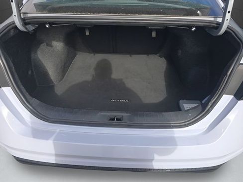 Certified 2024 Nissan Altima 2.5 SR image 10