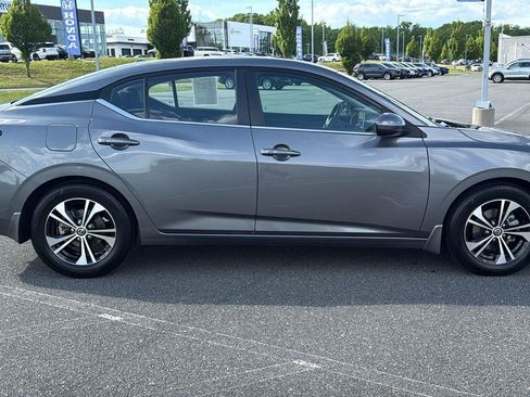 Used 2023 Nissan Sentra SV FWD image 4
