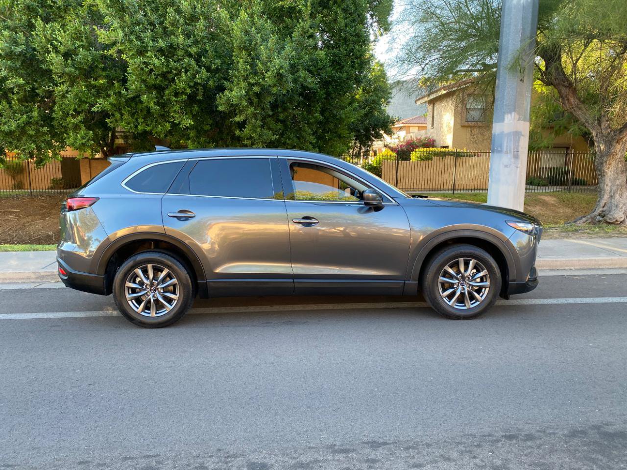 Used 2023 MAZDA CX-9 Touring AWD/4WD image 2