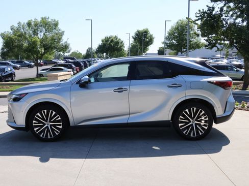 Used 2023 Lexus RX 350 w/ Cold Area Package AWD/4WD image 6