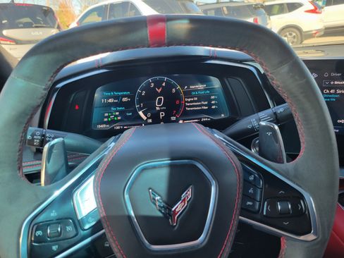 Used 2024 Chevrolet Corvette Stingray Premium Cpe w/ 3LT image 10