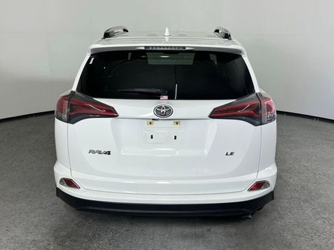Used 2016 Toyota RAV4 LE image 4