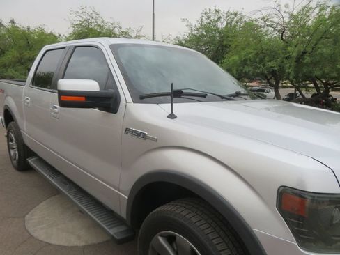 Used 2014 Ford F150 FX4 w/ Equipment Group 402A Luxury AWD/4WD image 9