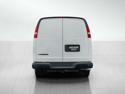 New 2025 Chevrolet Express 3500 w/ Driver Convenience Package image 4