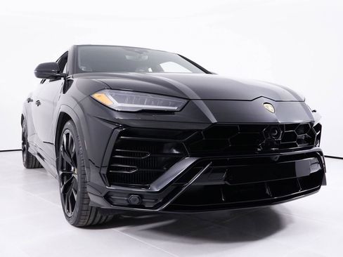 Used 2022 Lamborghini Urus AWD/4WD image 17