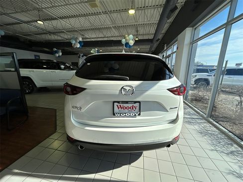 Used 2021 MAZDA CX-5 Touring image 7