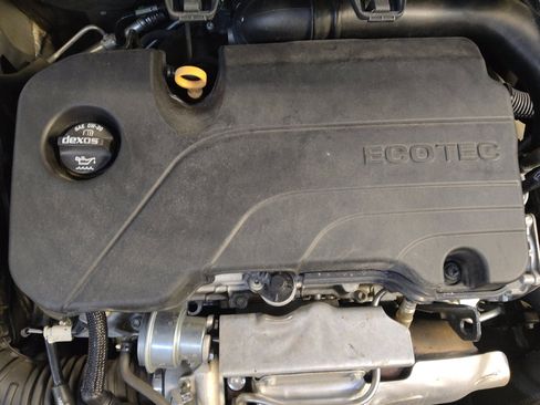 Used 2019 Chevrolet Cruze LT w/ Convenience Package image 30