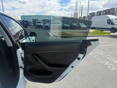 Used 2021 Tesla Model 3 Standard Range Plus RWD image 26