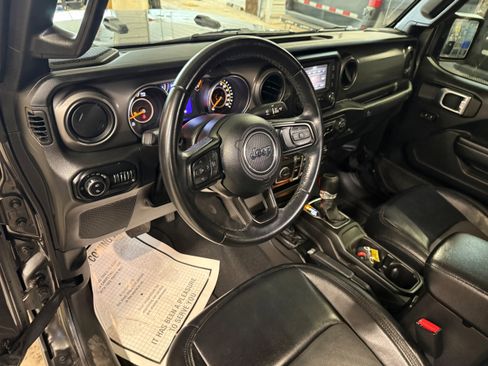 Used 2021 Jeep Gladiator Sport image 51