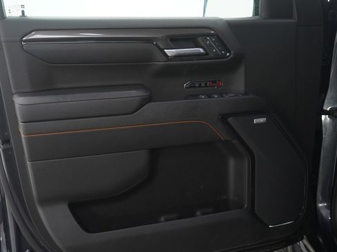 Used 2023 GMC Sierra 1500 AT4 image 20