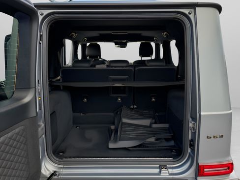 Used 2025 Mercedes-Benz G 63 AMG 4MATIC image 36
