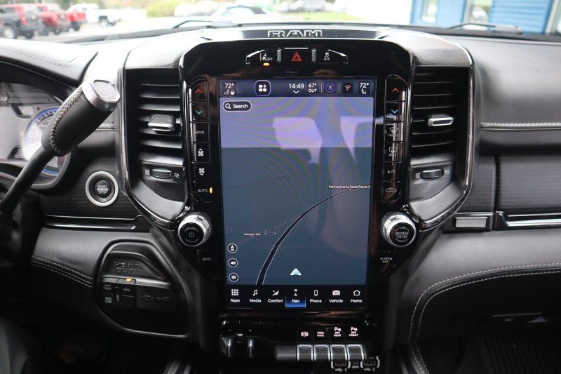 Used 2022 RAM 2500 Limited AWD/4WD image 12