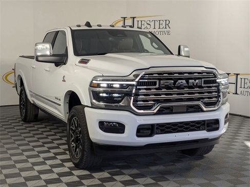 Used 2025 RAM 2500 Limited image 2