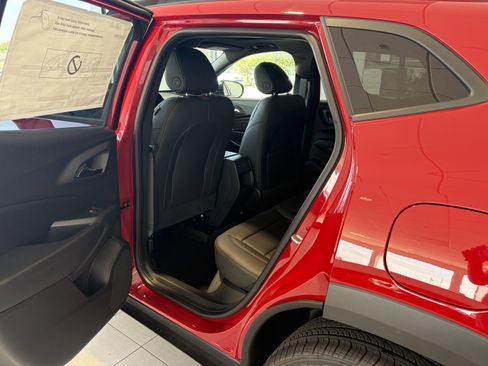New 2026 Chevrolet Trax RS w/ Sunroof Package image 23