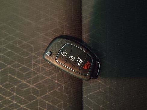 Used 2017 Hyundai Tucson SE image 32