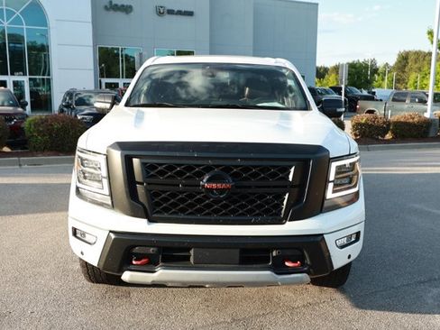 Used 2021 Nissan Titan PRO-4X w/ Pro-4x Convenience Package image 2