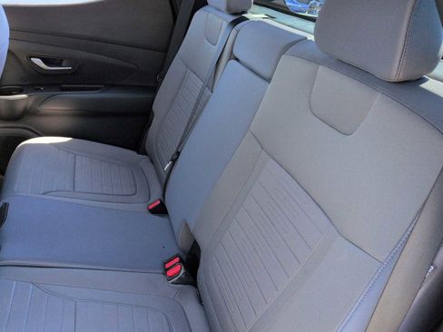 Certified 2024 Hyundai Santa Cruz SE FWD image 20