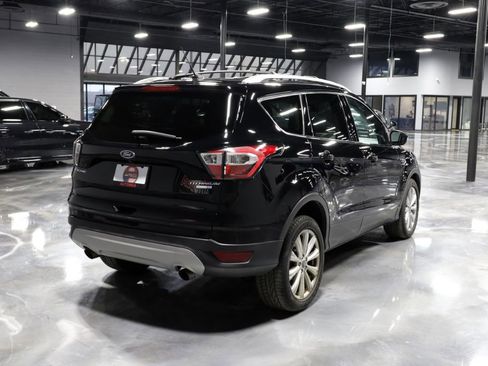 Used 2017 Ford Escape Titanium image 7